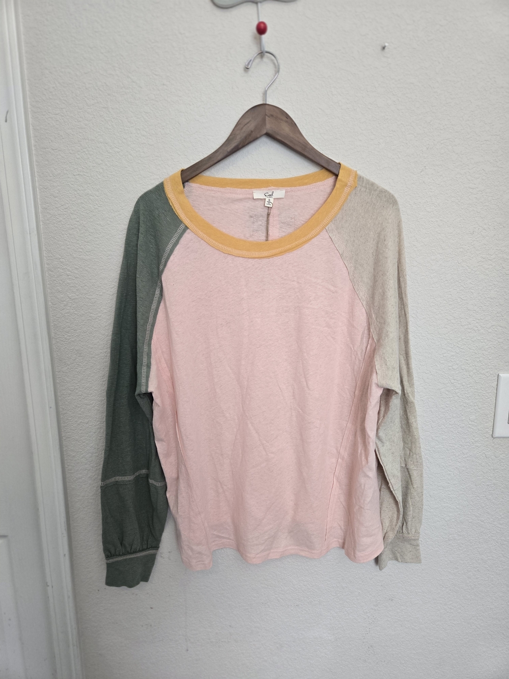 Colorblock Raglan Long Sleeve Tee in Pink, Olive & Tan - easel